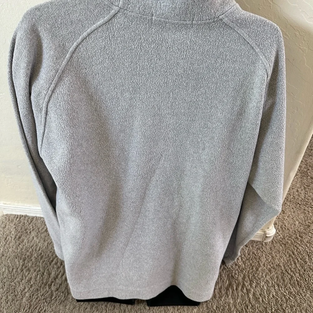 Banana Republic pre republic neck